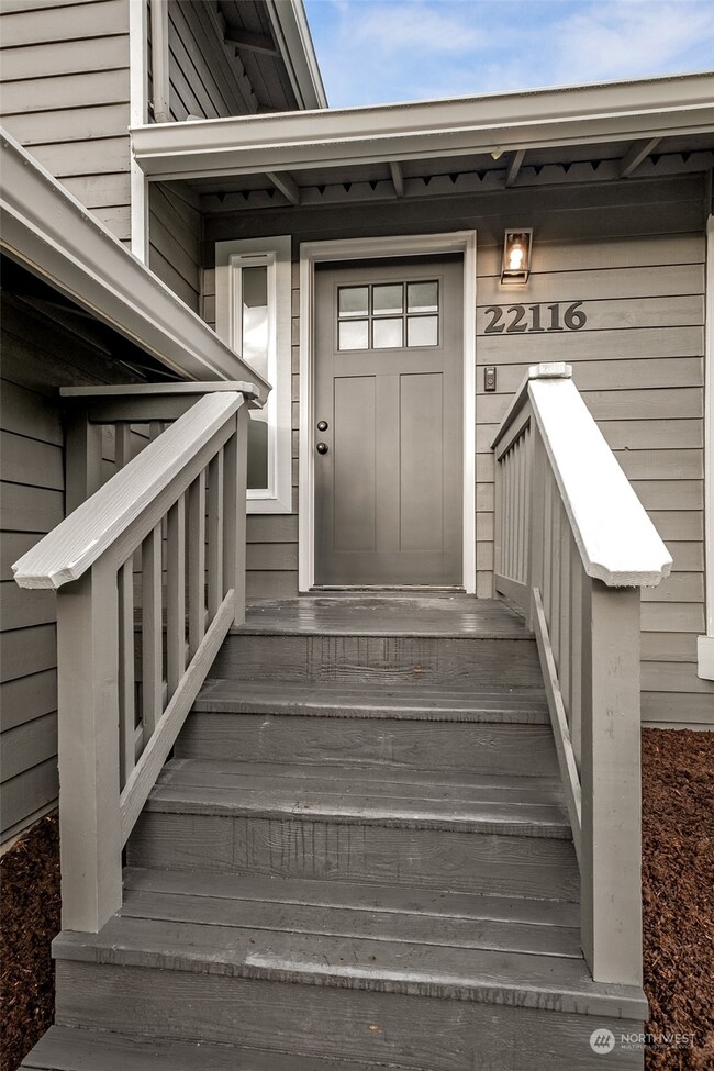 22116 SE 251st Ct, Maple Valley, WA 98038 - photo 2