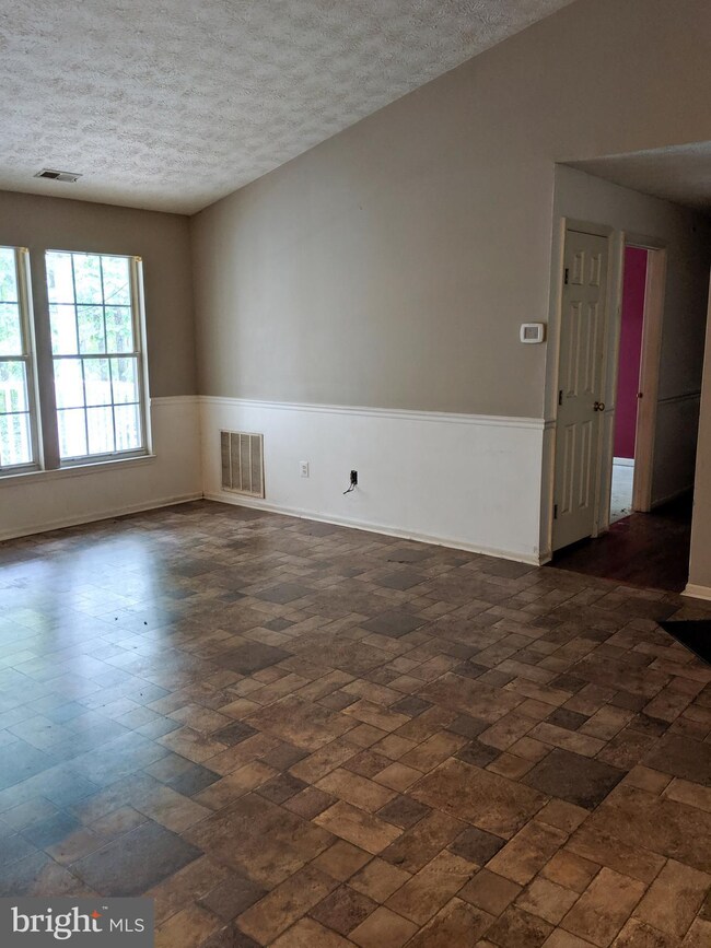 1304 Clover Valley Way unit L, Edgewood, MD 21040 - photo 6