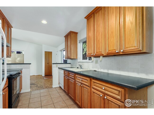1061 Berea Dr, Boulder, CO 80305 - photo 5