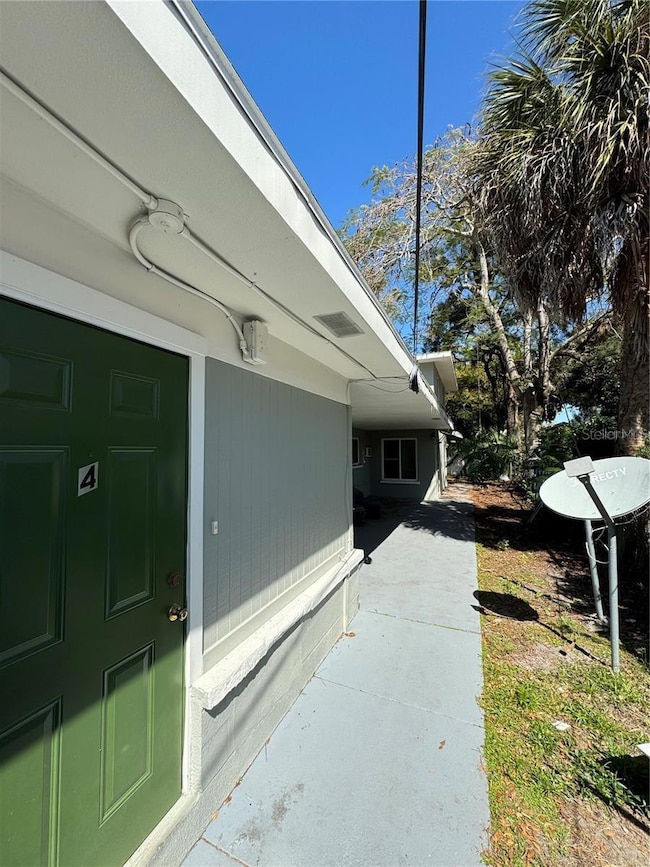 1418 19th Ave W, Bradenton, FL 34205 - photo 4