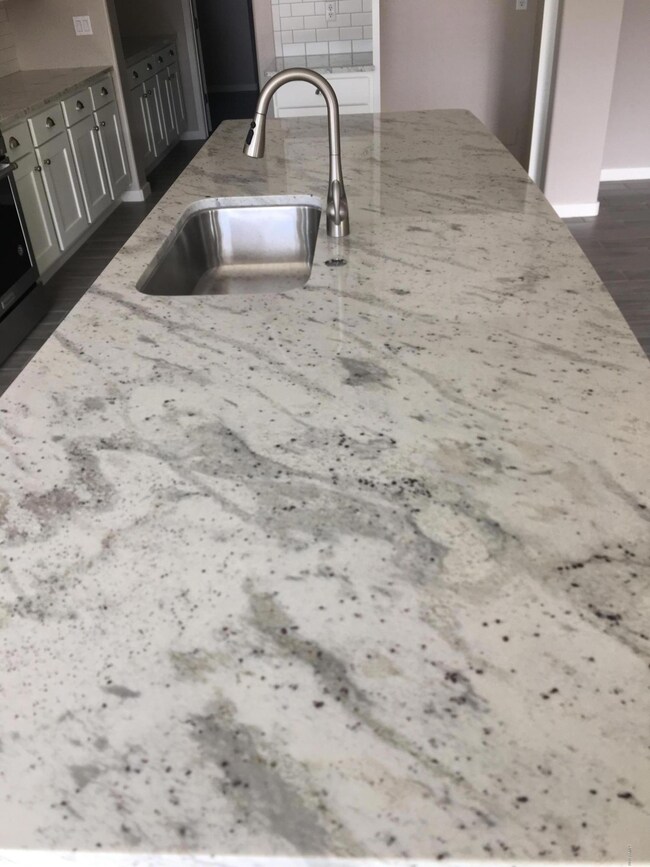 lot 61 granite countertops