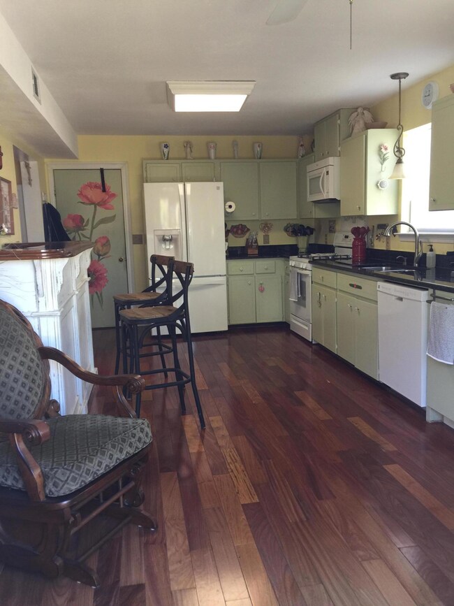 C23304A3-FDAE-433B-A1E6-70E69CFE3427