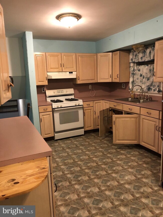 820 Bentley Rd, Lindenwold, NJ 08021 - photo 7