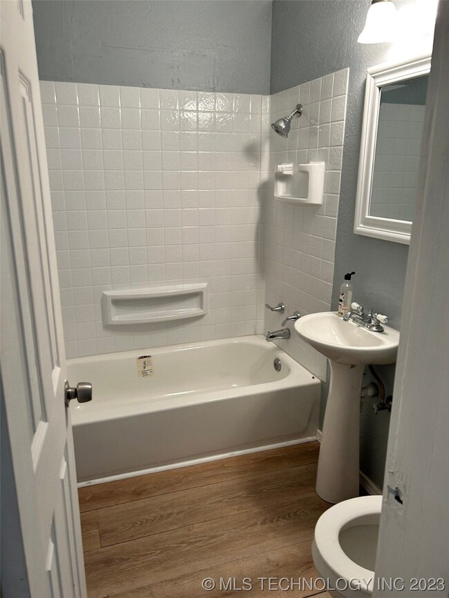 325 W 14th St, Ada, OK 74820 - photo 3