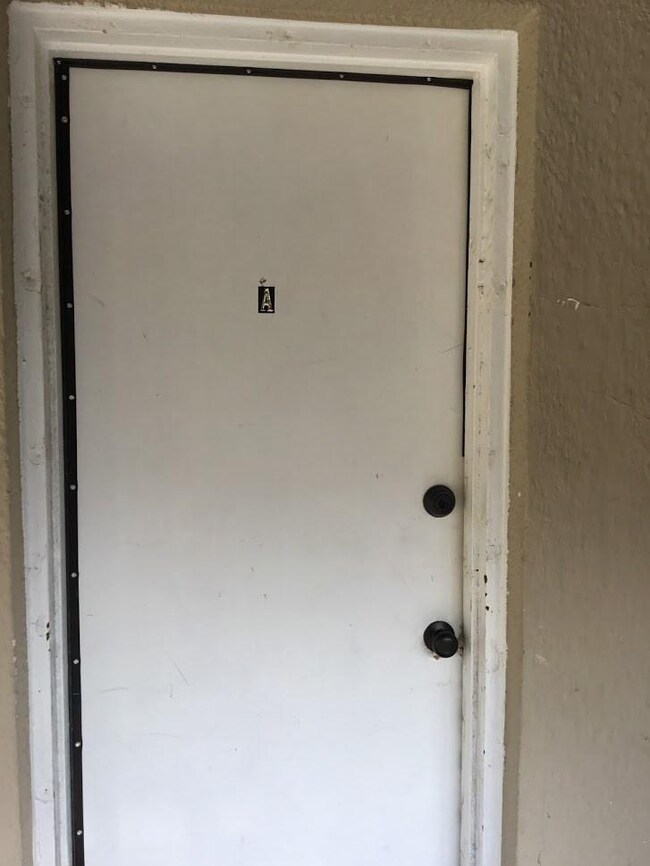 1648 Wycliffe St unit A, Augusta, GA 30904 - photo 2