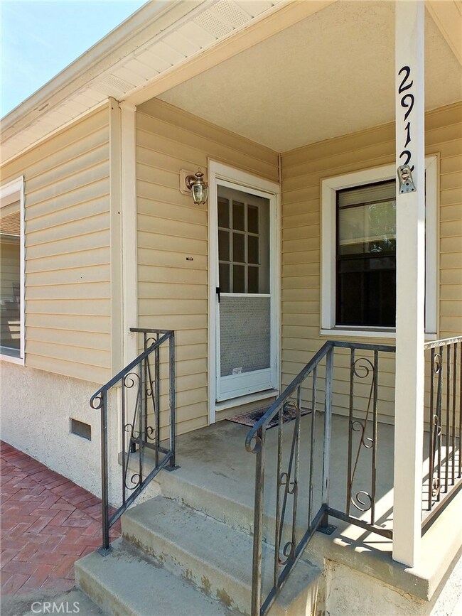 2912 Bomberry St, Lakewood, CA 90712 - photo 4
