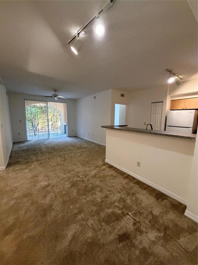 2351 W Preserve Way unit 104, Miramar, FL 33025 - photo 4