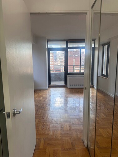 The Kingsley unit 1208, New York, NY 10021 - photo 6