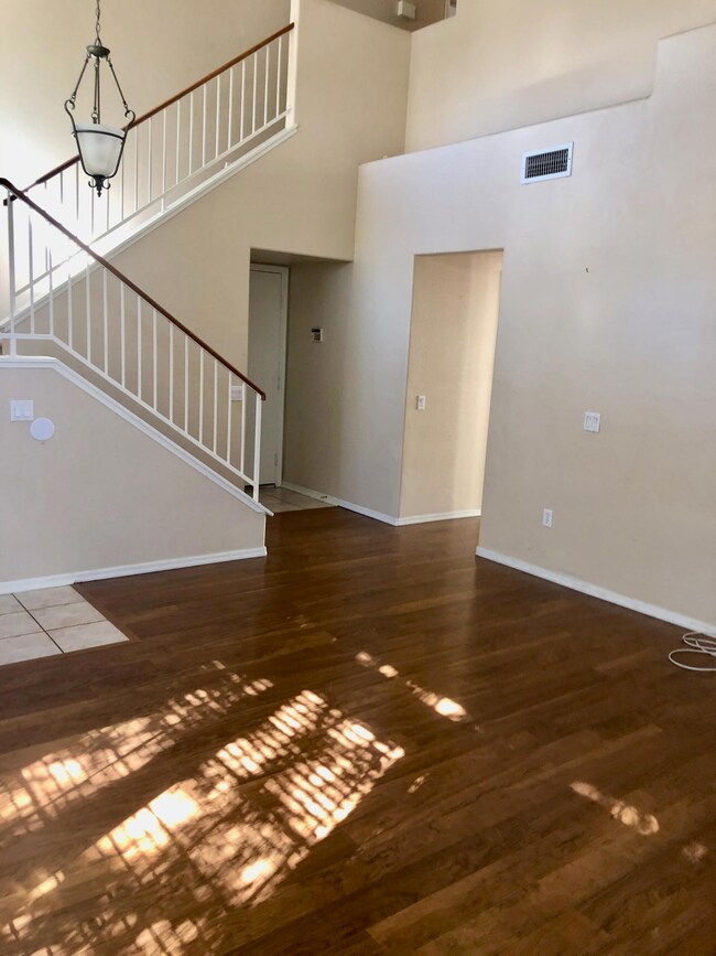 1448 E Countrywalk Ln, Chandler, AZ 85225 - photo 3