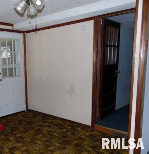 204 N Eisele Dr, Peoria, IL 61604 - photo 7