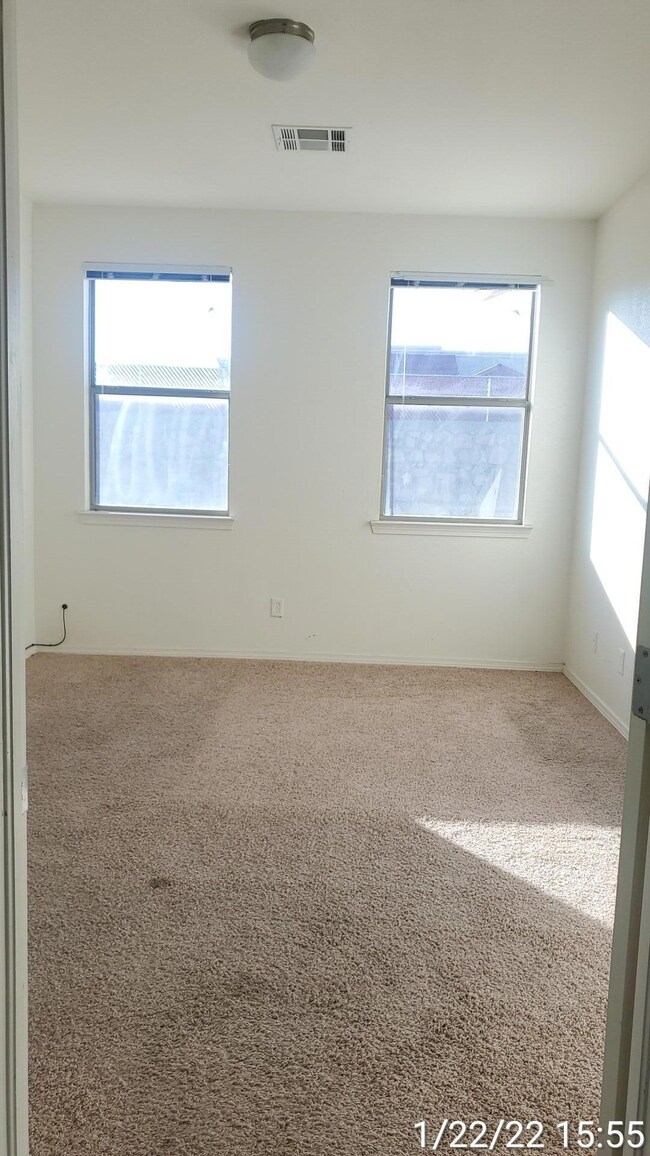 805 Desert Moon Dr, El Paso, TX 79928 - photo 7