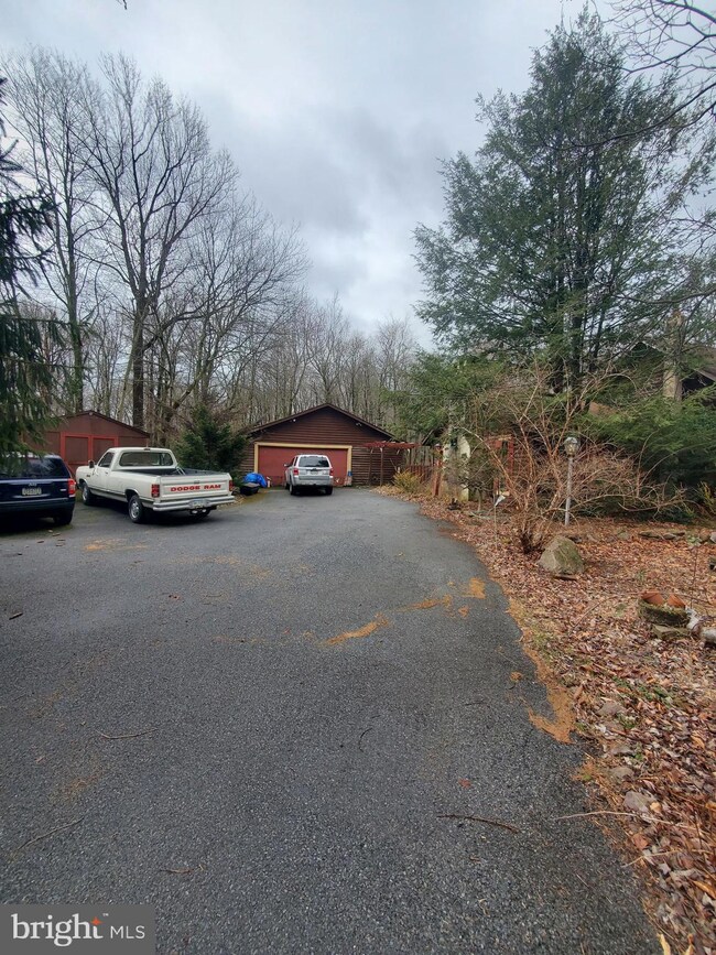 11 Whitetail Pass, Morgantown, PA 19543 - photo 4