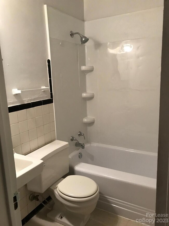 309 Westwood Dr, Statesville, NC 28677 - photo 6