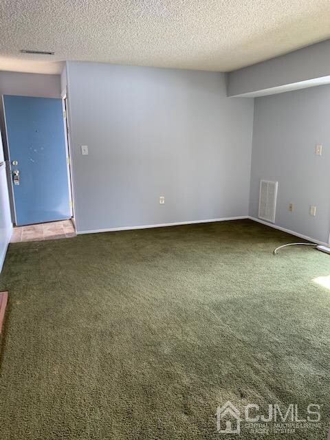 1014 Aspen Dr, Plainsboro, NJ 08536 - photo 4