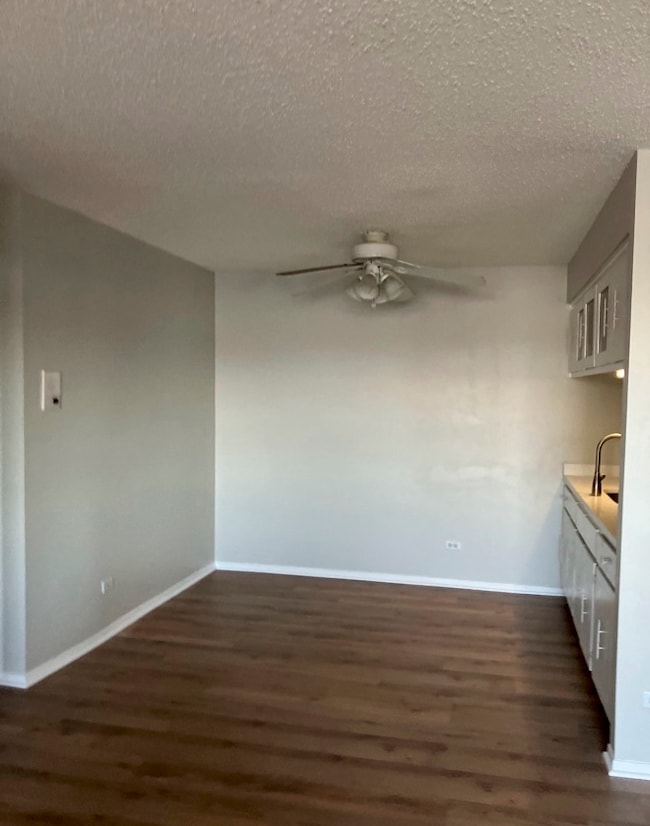 7537 175th St unit 534, Tinley Park, IL 60477 - photo 4