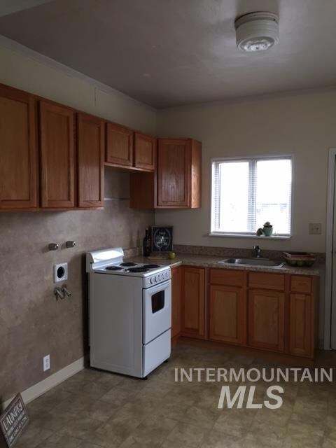 911 E Sheridan Ave, Nampa, ID 83686 - photo 7