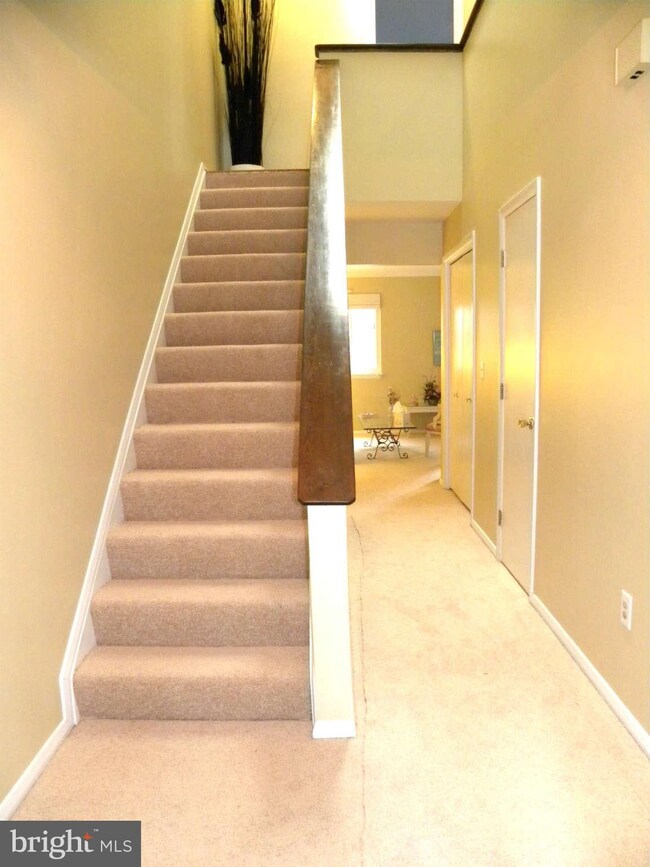 450 Five Farms Ln, Lutherville Timonium, MD 21093 - photo 3