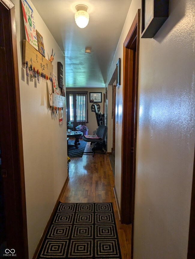 538 Harrison St, Anderson, IN 46012 - photo 4