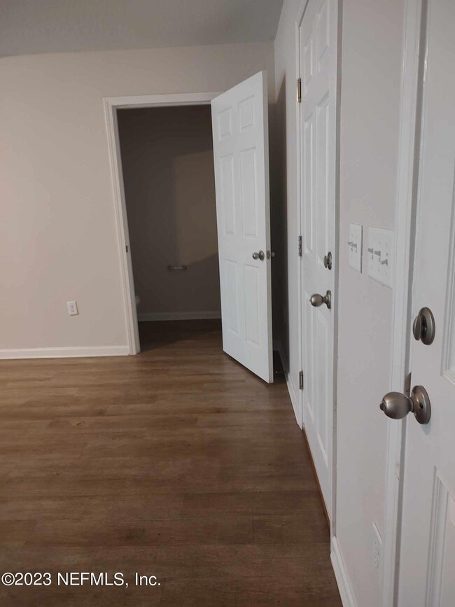 7812 Playschool Ln, Jacksonville, FL 32210 - photo 4