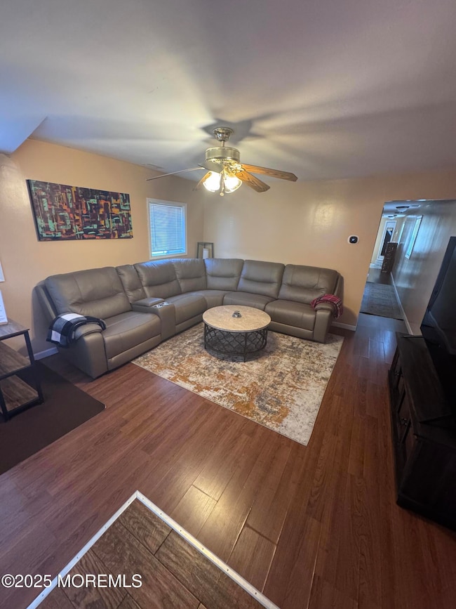 10 Jahn St, Keansburg, NJ 07734 - photo 3