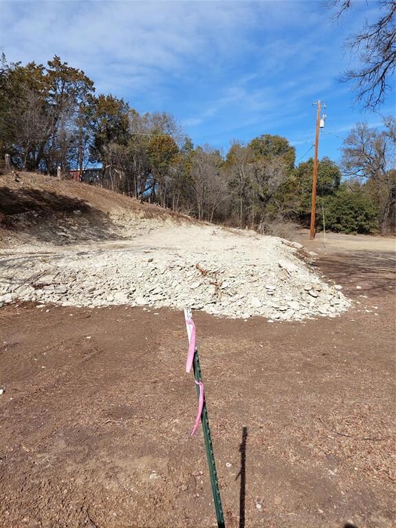 818 E Aquarius Ct, Granbury, TX 76049 - photo 2