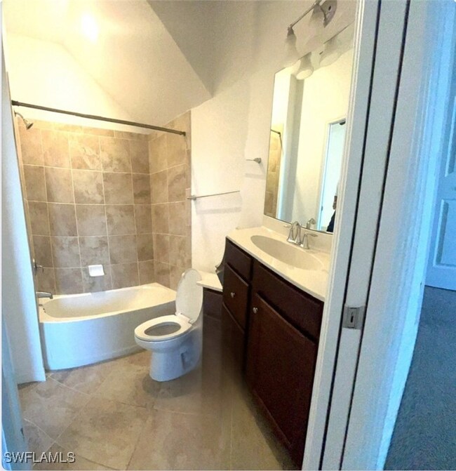 First floor bathroom in Junior Suite with shower /