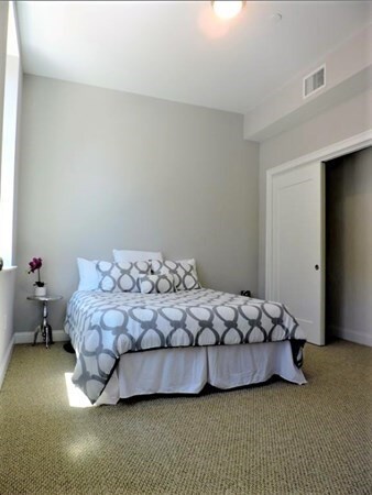 10 Merrymount Rd unit 204, Quincy, MA 02169 - photo 4