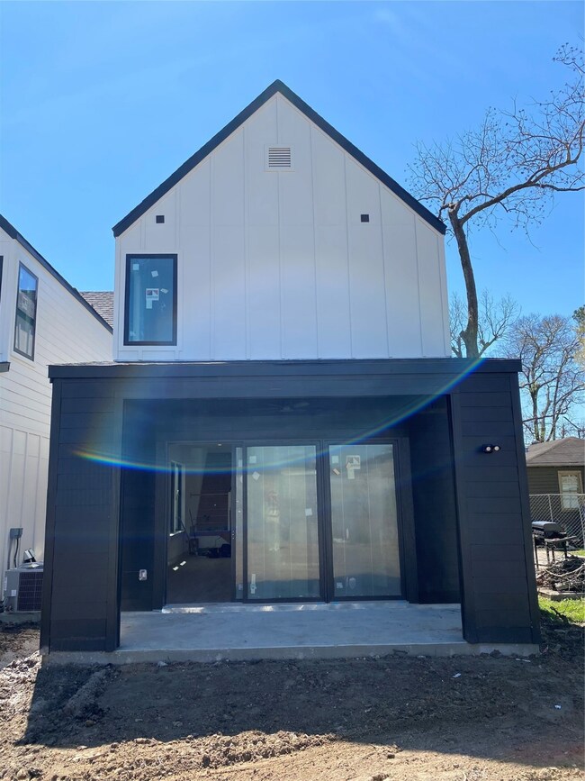 212 E 39th St, Houston, TX 77018 - photo 7