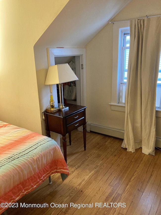 Front apartment bedroom