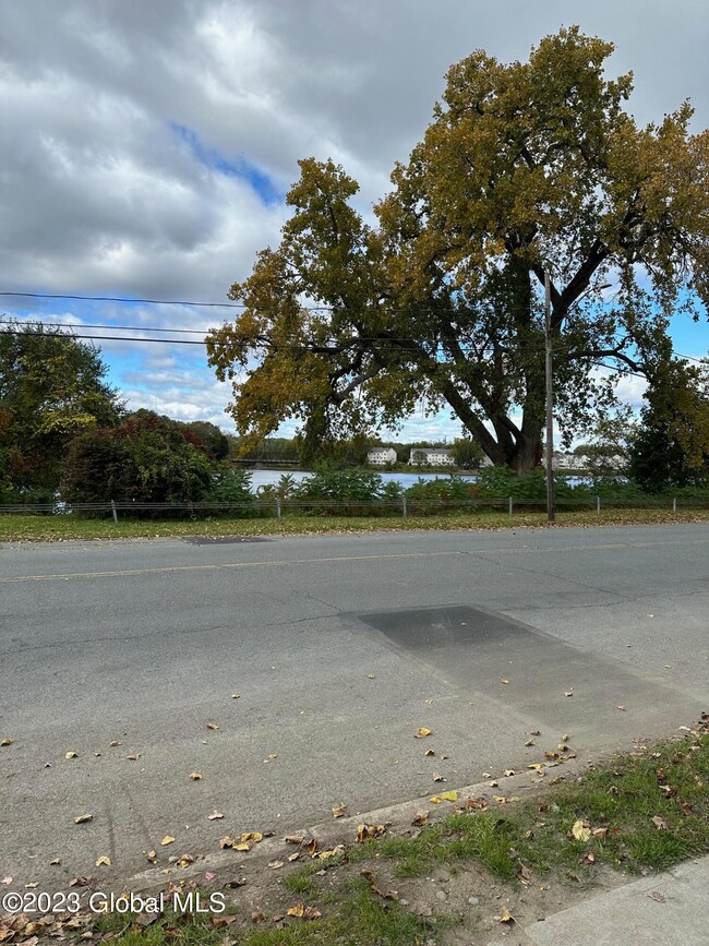 166 2nd Ave unit 3, Troy, NY 12180 - photo 2