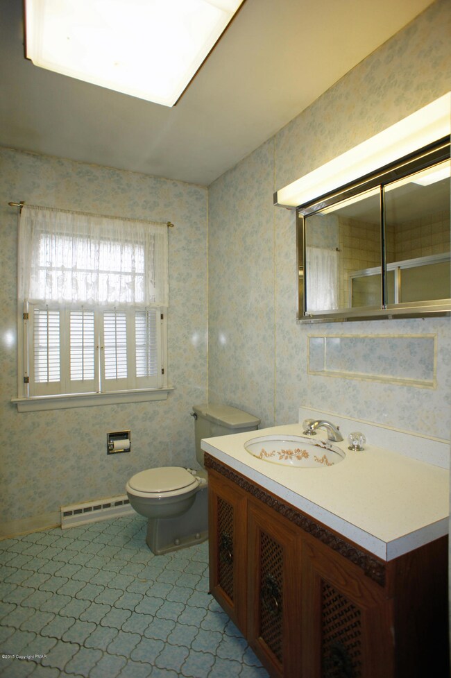 1036 Conwell St, Stroudsburg, PA 18360 - photo 7