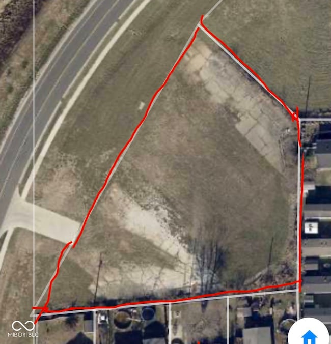 555 Commercial Blvd, Martinsville, IN 46151 - photo 2