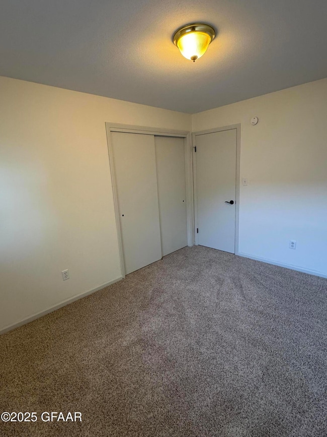 1339 S 19th St, Grand Forks, ND 58201 - photo 6