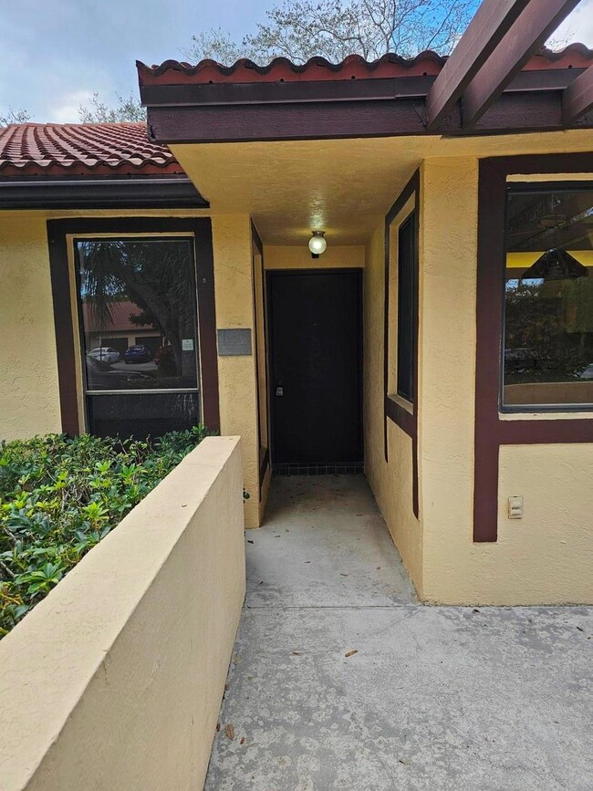 7263 Papaya Way, Tamarac, FL 33321 - photo 2