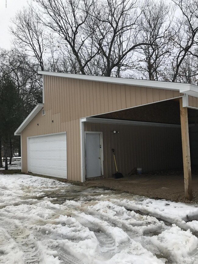 8888 17th Ave, Bitely, MI 49309 - photo 2