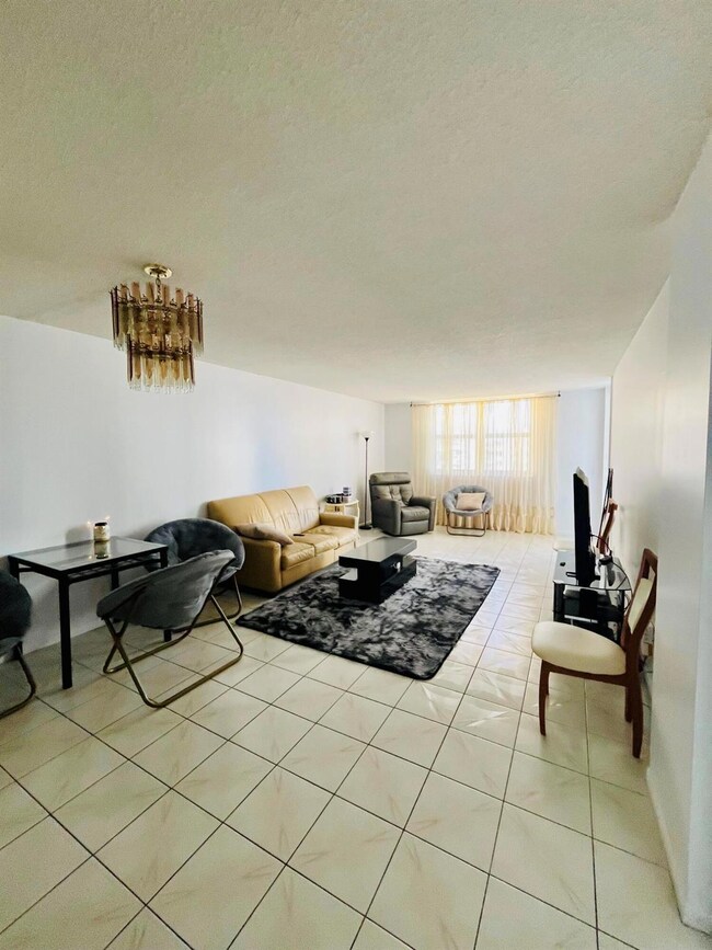 Plaza Towers South unit 1105, Hallandale Beach, FL 33009 - photo 6