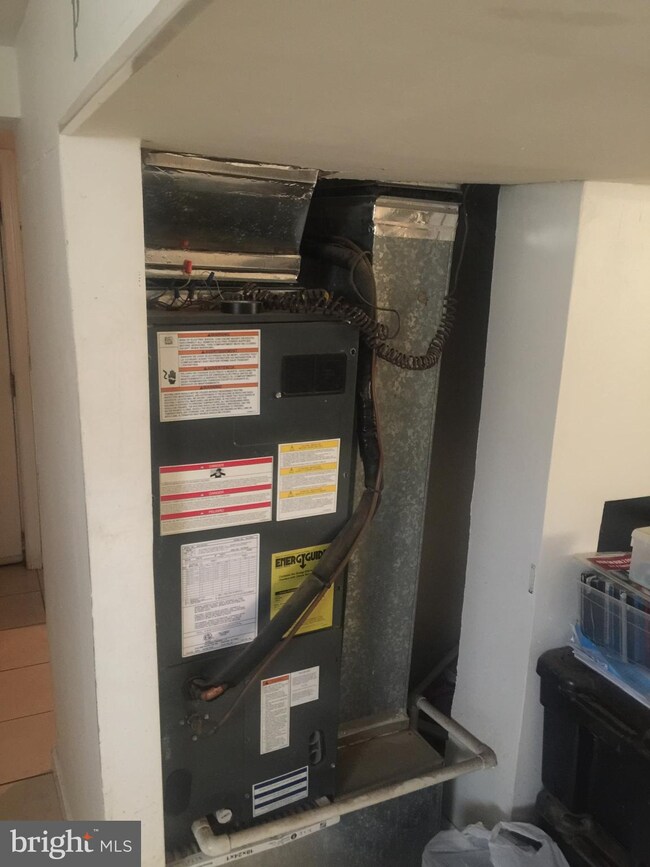 1025 Cedar Heights Dr, Capitol Heights, MD 20743 - photo 6