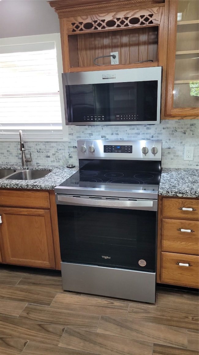 New stainless natural gas stove for preparing your