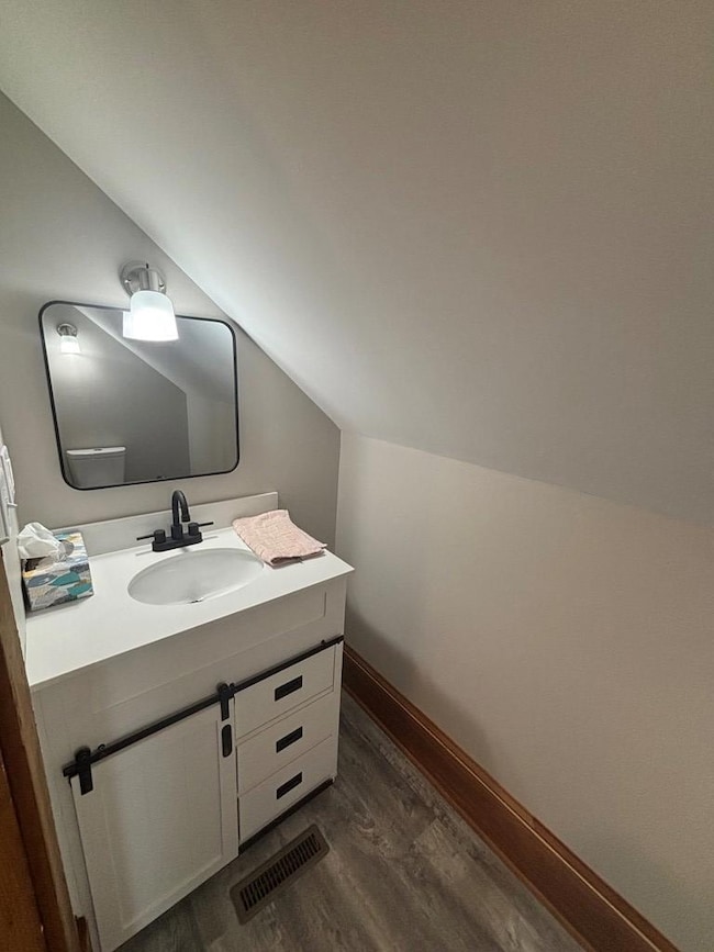 1105 N Main St, Hillsville, VA 24343 - photo 6