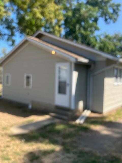 1211 4th St, Boonville, MO 65233 - photo 6