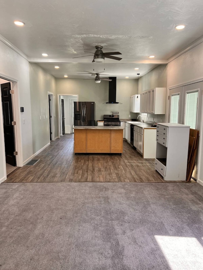 621 Emerson Ave, Alliance, NE 69301 - photo 4