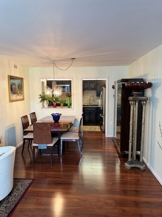 DiningArea