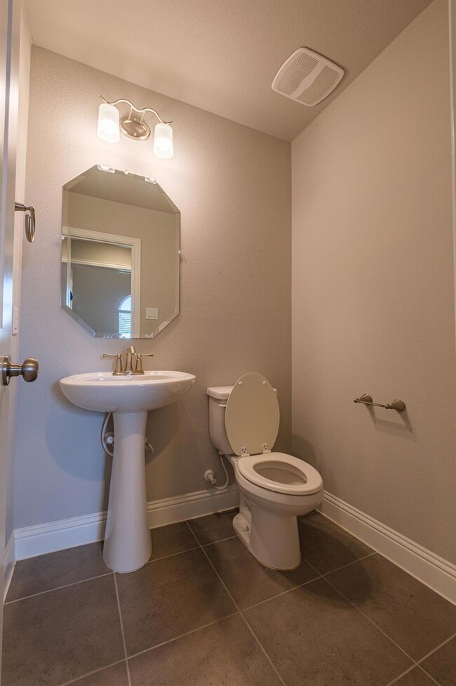 3729 Dutchess Dr, Frisco, TX 75034 - photo 3