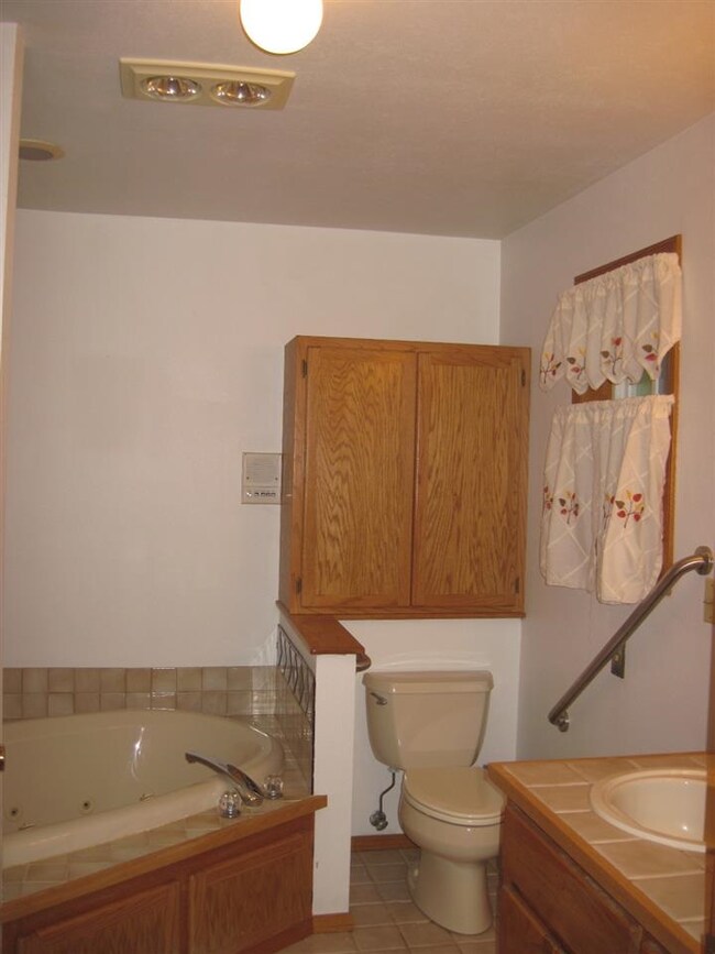 15201 N Little Spokane Dr unit AKA 15201 N. Perry L, Spokane, WA 99208 - photo 5