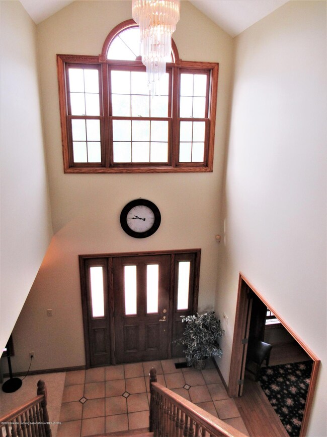 2-Story Foyer