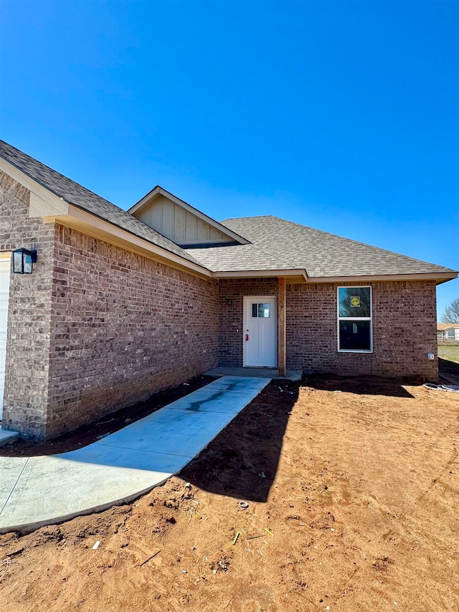 5145 5145 Whispering Hills, Duncan, OK 73533 - photo 2