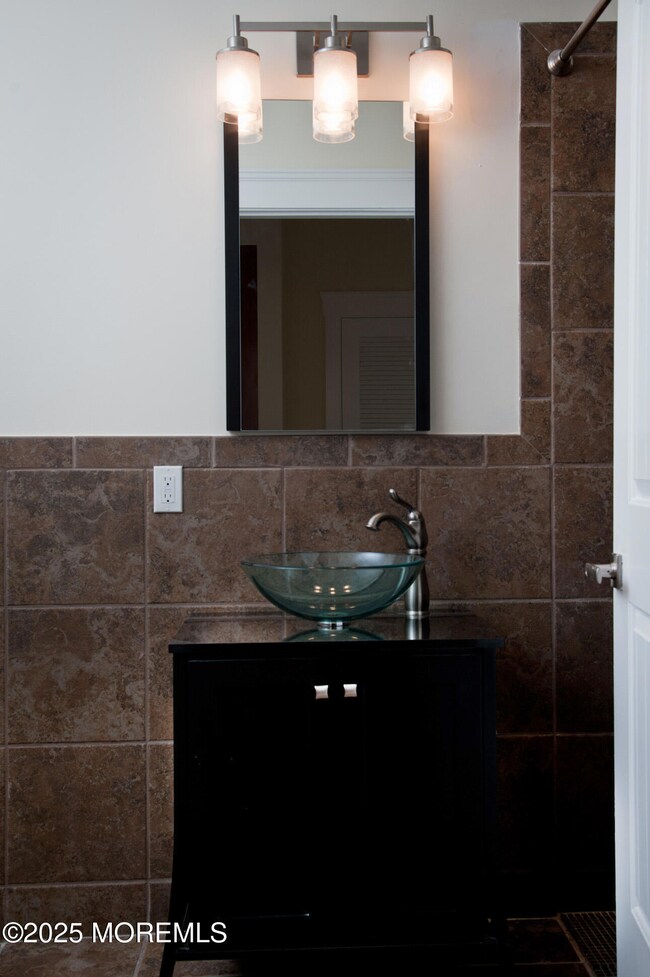 550 Cookman Ave unit 208, Asbury Park, NJ 07712 - photo 3