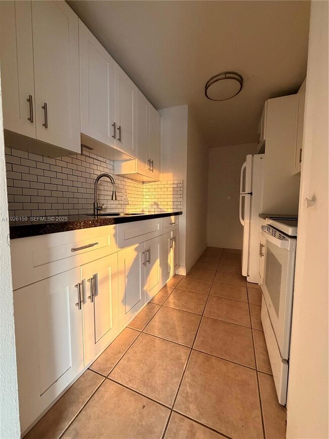 West Sunset Palm unit B8, Miami, FL 33173 - photo 6