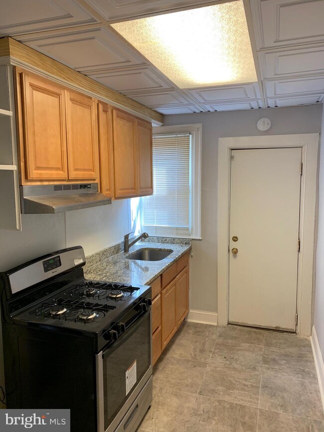 3737 Frosthoffer Ave, Pennsauken, NJ 08110 - photo 6