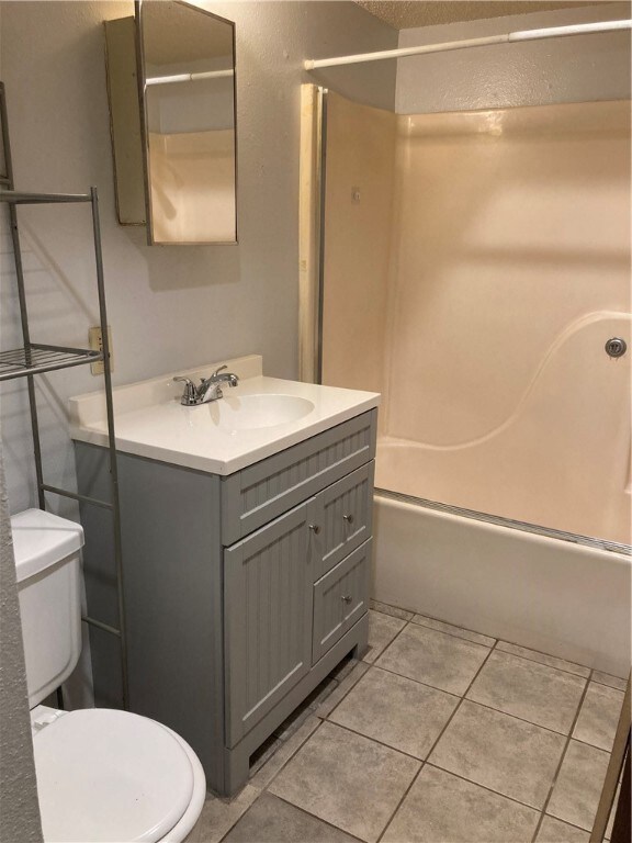 203 S Baggett St unit 2, Prairie Grove, AR 72753 - photo 7